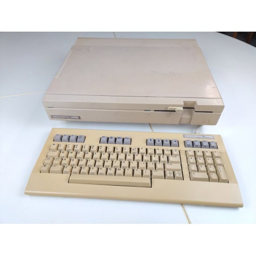 Commodore 128D m. tastatur (Defekt drev)