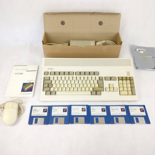 Amiga 1200 m. 356MB HDD (Komplet m. kasse)