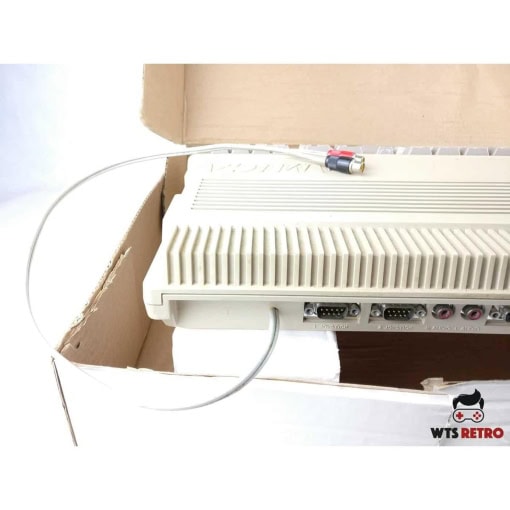 Amiga 500 med Kickstart 2.05, tastatur, mus og original kasse.