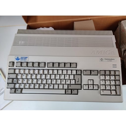 Amiga 500 med mus, kabler og kasse (Virkelig flot) - Image 7