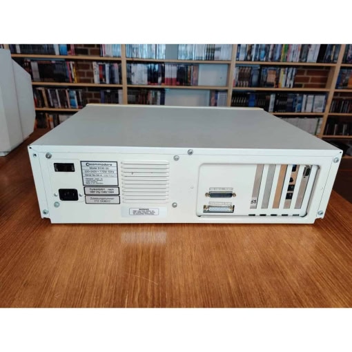 Commodore PC10-II m. monitor og tastatur