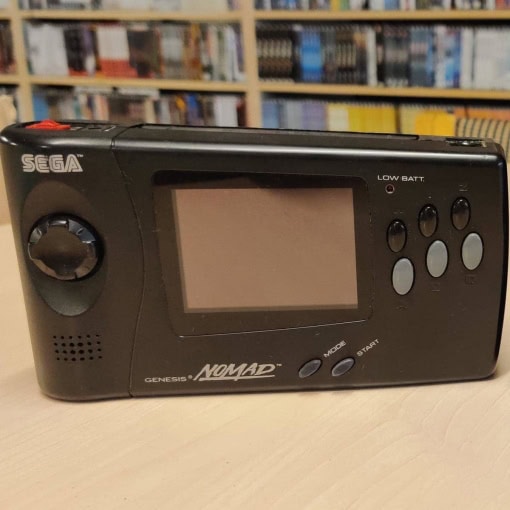 SEGA Genesis Nomad