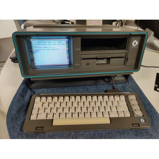 Commodore SX-64 Portable Computer - Image 15