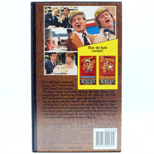 Familien Gyldenkål vinder valget (VHS) - Image 3