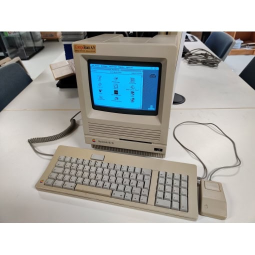 Apple Macintosh SE/30 - Image 10