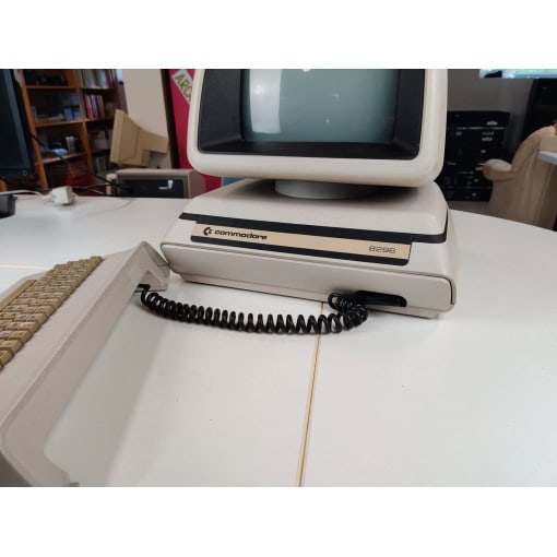 Commodore PET 8296 - Image 4