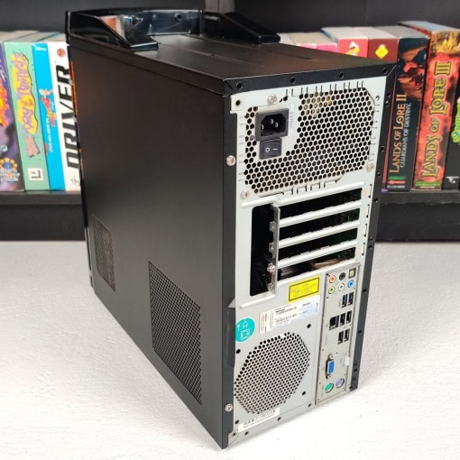 Medion stationær PC (AMD A8-5500, 10GB Ram, 650GB HDD, Win 10 Pro) - Image 2