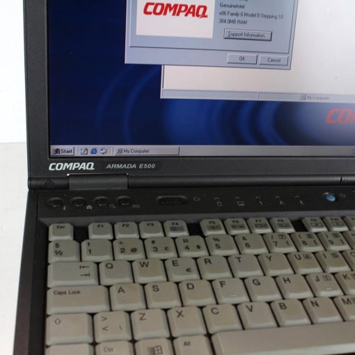 Compaq Armada E500 (Pentium III 900MHz, Win98SE) - Image 4