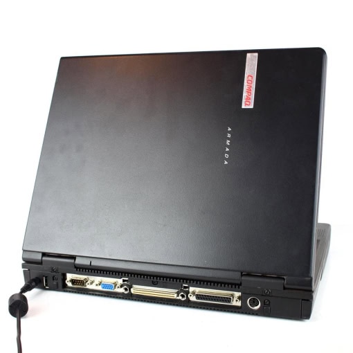 Compaq Armada E500 (Pentium III 900MHz, Win98SE) - Image 6